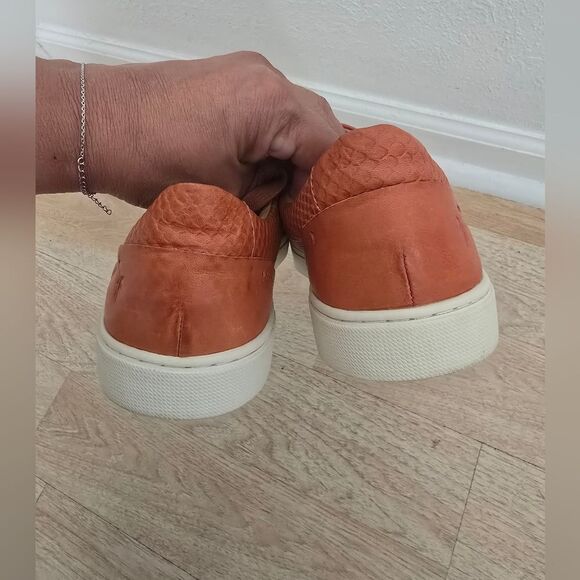 Frye Ivy Snake Embossed Leather Sneakers Size 9 - Picture 7 of 9